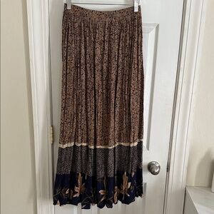 Rhythm Blue 100% Rayon Brown and Black Floral Maxi Skirt #620